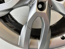 Load image into Gallery viewer, 1x Alufelge 18 Zoll A1564010200 Mercedes-Benz Gla Rim Wheel FEL6197511522fn