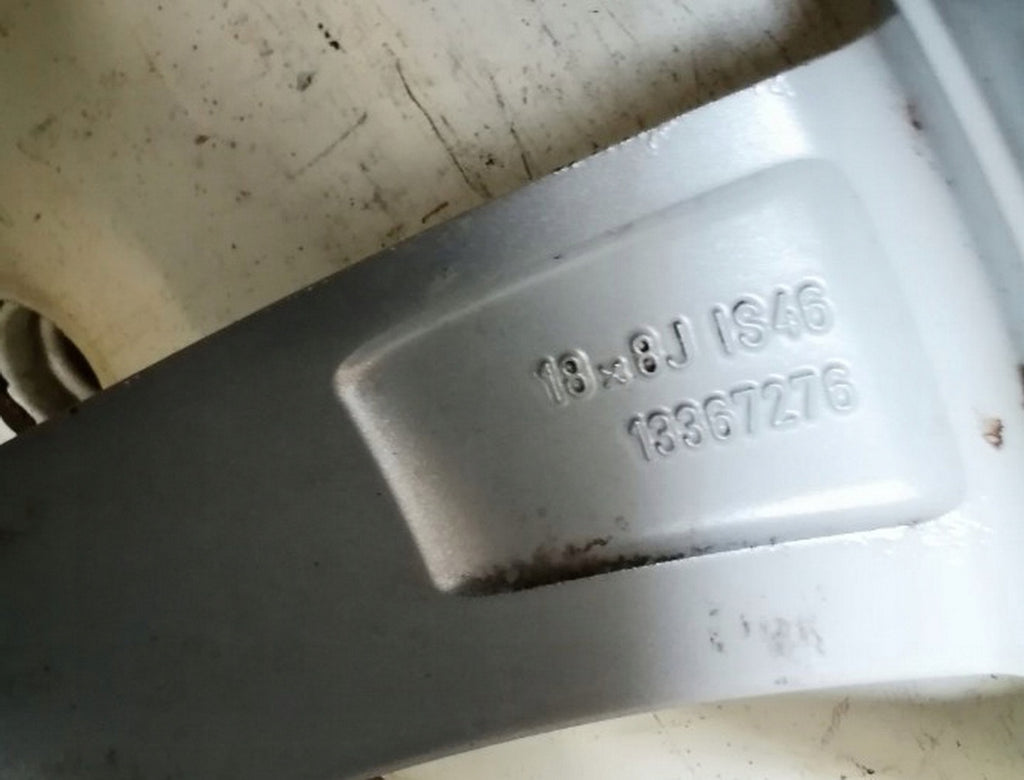 1x Alufelge 18 Zoll 8.0" 5x115 46ET 13367276 Opel Astra J Zafira C Rim Wheel