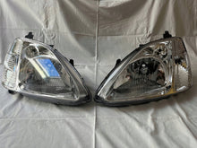 Laden Sie das Bild in den Galerie-Viewer, Frontscheinwerfer Honda Civic TYC206251052 Vorderseite Scheinwerfer Headlight