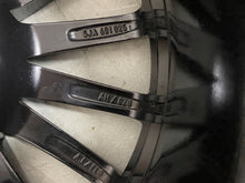 Laden Sie das Bild in den Galerie-Viewer, 1x Alufelge 17 Zoll 7.0&quot; 5x100 46ET 5JA601025AJ Skoda Fabia Iii Rim Wheel