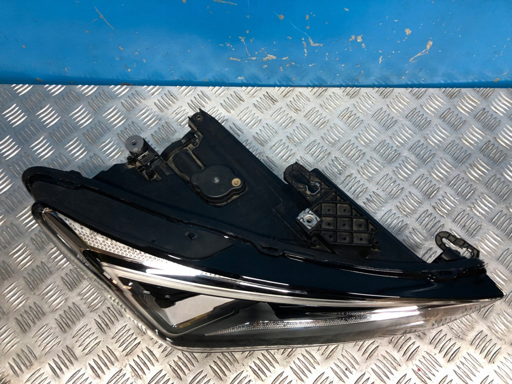 Frontscheinwerfer Cupra Formentor Leon 5FB941008F LED Rechts Headlight SCH7955796344au