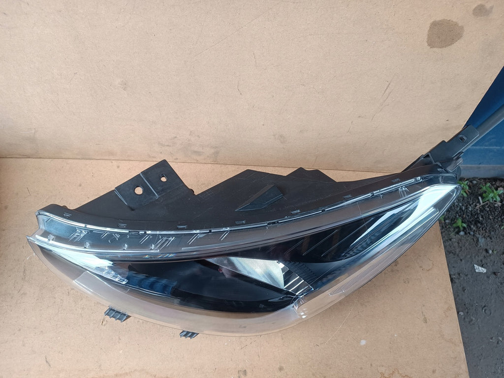 Frontscheinwerfer Kia Rio IV Links Scheinwerfer Headlight