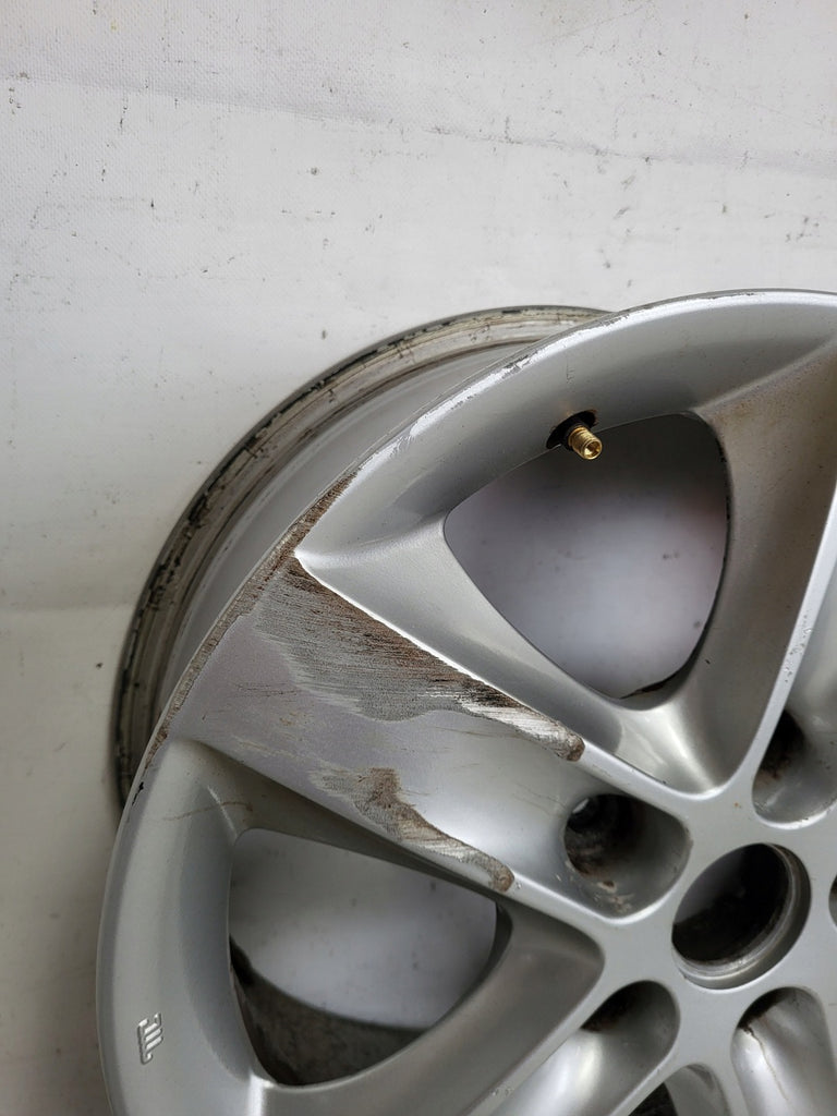 1x Alufelge 16 Zoll 6.0" 5x114.3 51ET Glanz 52910-1H235 Hyundai I30 Ceed