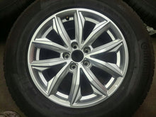 Laden Sie das Bild in den Galerie-Viewer, 4x Alufelge 17 Zoll 7.0" 5x112 34ET Glanz Silber 80A601025J Audi Q5 A3 I FEL3495848654vu