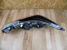 Laden Sie das Bild in den Galerie-Viewer, Frontscheinwerfer Toyota Corolla 81110-02S60 LED Rechts Scheinwerfer Headlight SCH2309568692hl