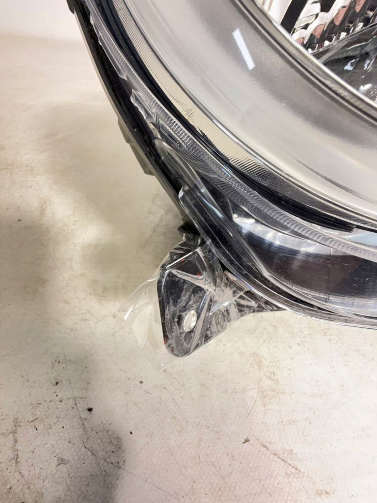 Frontscheinwerfer Renault Twingo III 260105001R LED Rechts Headlight SCH2007888634yk