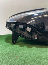Laden Sie das Bild in den Galerie-Viewer, Frontscheinwerfer Mercedes-Benz Eqc A2939061201 Rechts Scheinwerfer Headlight SCH1613177924rv