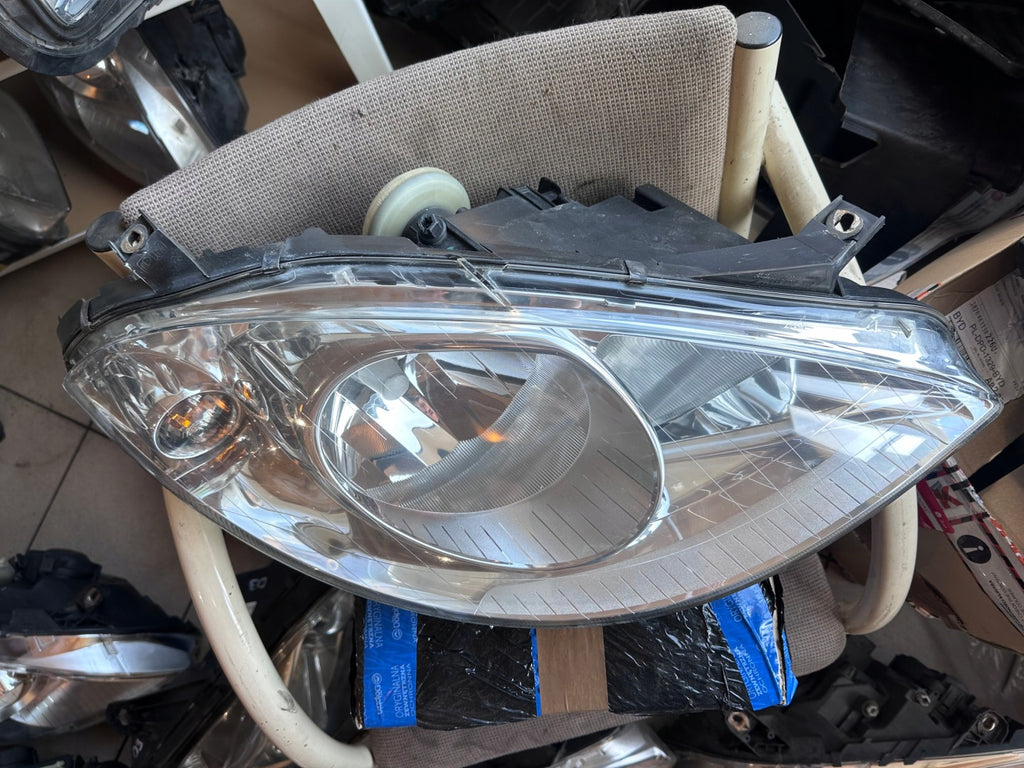 Frontscheinwerfer Mercedes-Benz W169 A1698200261 Rechts Scheinwerfer Headlight SCH9311727041yd