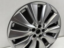 Laden Sie das Bild in den Galerie-Viewer, 1x Alufelge 19 Zoll 7.0" 5x108 38ET YP00064580 Opel Grandland X Rim Wheel FEL5384115973oy