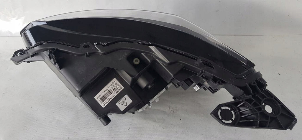 Frontscheinwerfer Peugeot 208 II 9823194180 LED Ein Stück (Rechts oder Links) SCH1325855108pb
