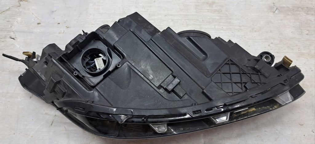 Frontscheinwerfer VW Golf VIII 5H1941005B 90750890 Full LED Rechts oder Links SCH9316064306pm