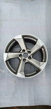 Load image into Gallery viewer, 1x Alufelge 18 Zoll 8.0&quot; 5x112 40ET 8W0601025CA Audi A4 B9 Rim Wheel