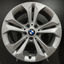 Laden Sie das Bild in den Galerie-Viewer, 4x Alufelge 17 Zoll 7.5" 5x112 52ET Glanz Silber 6856065-BM BMW F39 X1 F48 FEL7354087968qm