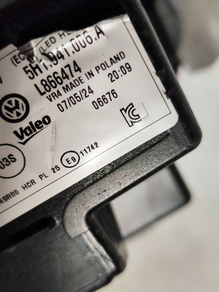 Frontscheinwerfer VW Golf VIII 5H1941006H LED Rechts Scheinwerfer Headlight SCH2238571714ha