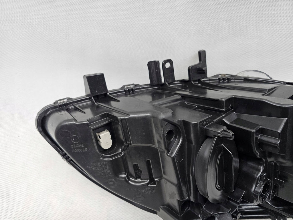 Frontscheinwerfer Renault Laguna III 260605873R Links Scheinwerfer Headlight SCH9691042036pi