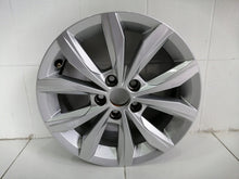 Load image into Gallery viewer, 1x Alufelge 15 Zoll 5.5&quot; 5x100 40ET Silber 2G0601025 VW Polo Rim Wheel