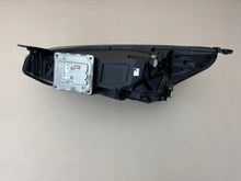 Laden Sie das Bild in den Galerie-Viewer, Frontscheinwerfer Ford Focus Rechts Scheinwerfer Headlight SCH4976794329mk