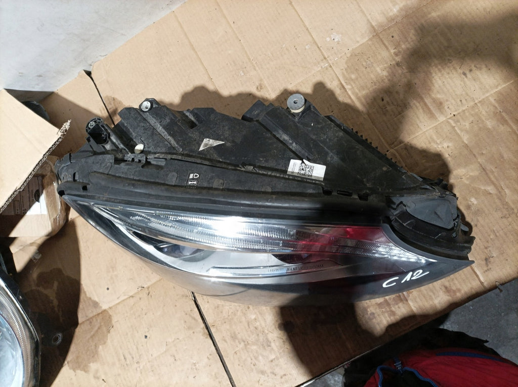 Frontscheinwerfer Ford W222 Rechts Scheinwerfer Headlight