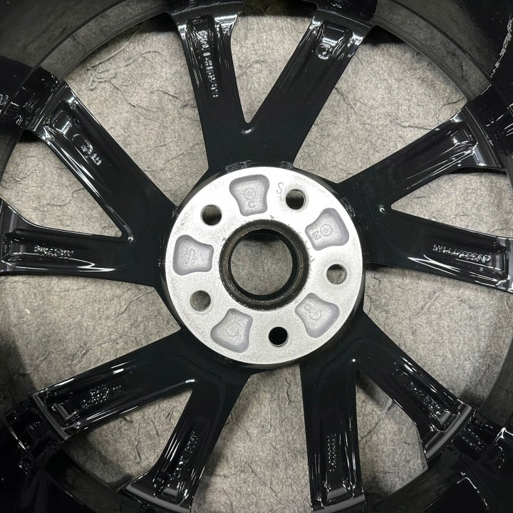 4x Alufelge 19 Zoll 8.0" 5x112 44ET Glanz Graphit 3V0601025AC Mg Superb FEL1074828411vr