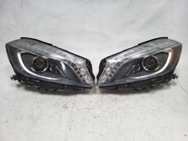 Frontscheinwerfer Mercedes-Benz W176 A1768200561 A1768200661 Xenon Ein Satz