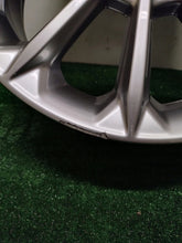 Laden Sie das Bild in den Galerie-Viewer, 1x Alufelge 17 Zoll 7.0" 4x108 47 5ET Glanz Silber H1BC-1007-D1A Ford Fiesta FEL7329743639bb