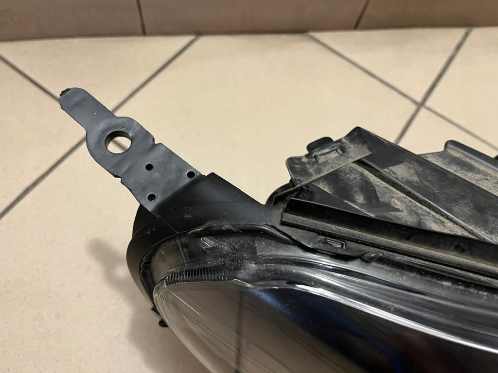 Frontscheinwerfer Opel Zafira Vivaro 9832836480 Xenon Rechts Headlight SCH6557470706kw