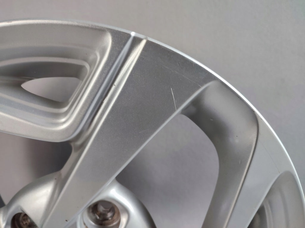 1x Alufelge 15 Zoll 6.0" 4x100 48ET Glanz Silber 52910K7100 Hyundai I10 III I20 FEL2439185482ft