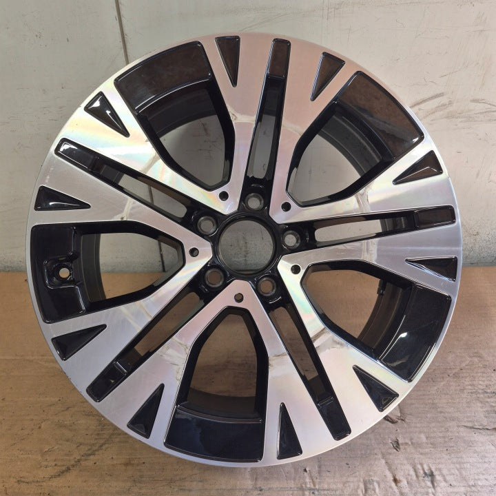 1x Alufelge 18 Zoll 7.5" 5x112 53ET Glanz A2474015000 Mercedes-Benz W247 FEL9244938002st