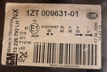 Laden Sie das Bild in den Galerie-Viewer, Frontscheinwerfer Opel Insignia A 13226792LH Xenon Links Scheinwerfer Headlight SCH1669644667ea