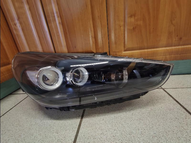 Frontscheinwerfer Hyundai I30 III 92102-G4120 LED Rechts Scheinwerfer Headlight