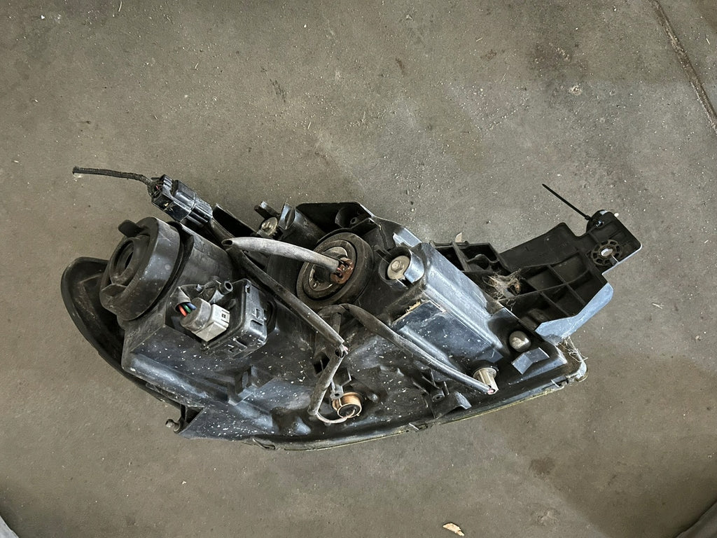 Frontscheinwerfer Mitsubishi Outlander I Links Scheinwerfer Headlight