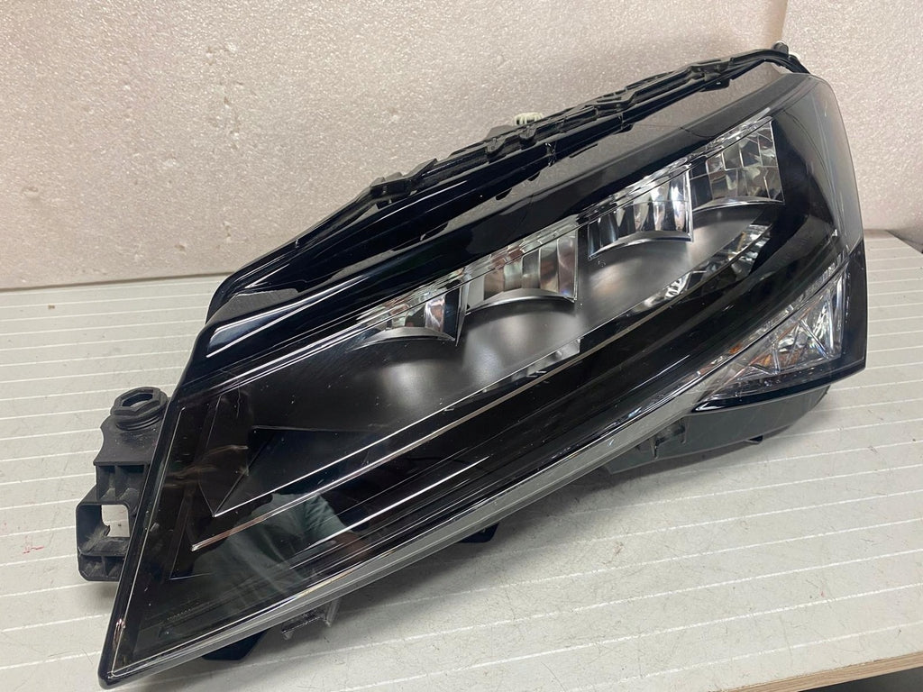 Frontscheinwerfer Skoda Superb III 3V1941015C LED Links Scheinwerfer Headlight SCH2609354940ry