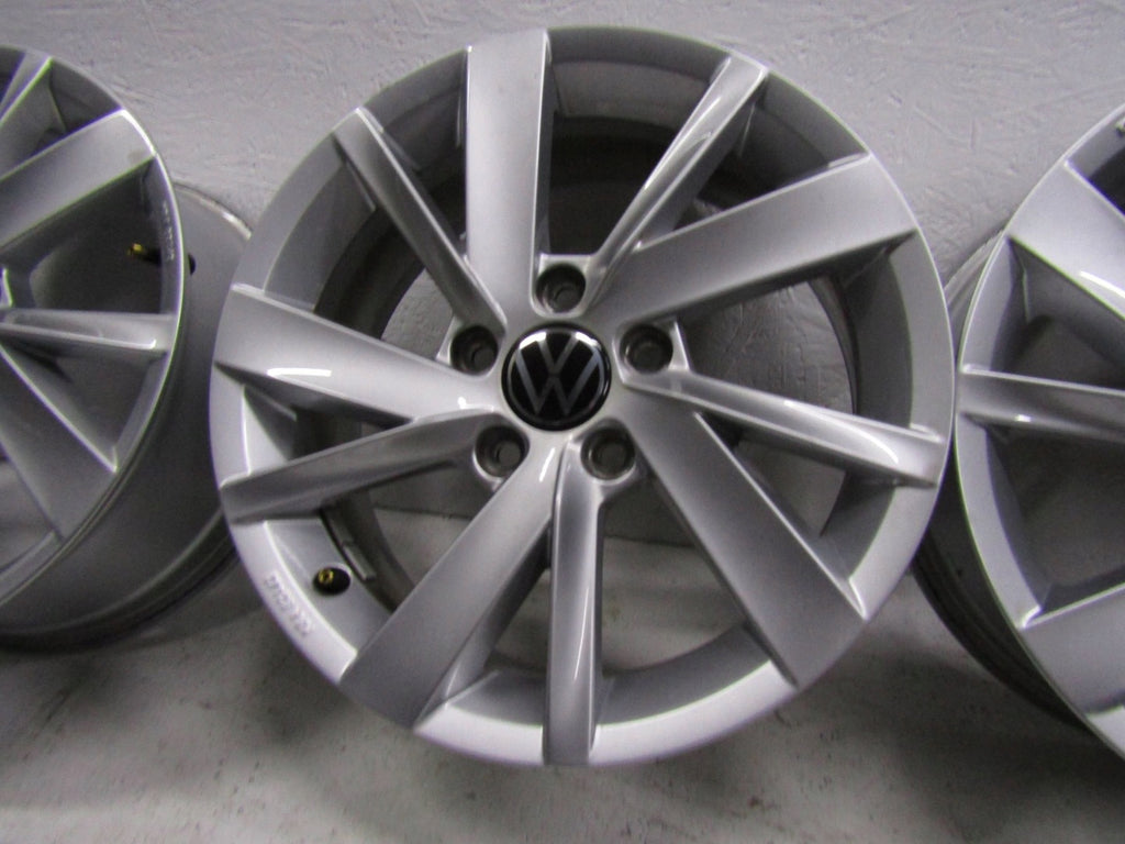 4x Alufelge 16 Zoll 46ET 5H0071496 VW Golf VIII Jetta Rim Wheel FEL9082636811qs