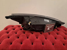 Laden Sie das Bild in den Galerie-Viewer, Frontscheinwerfer Ford Focus MX7B13E015ED LED Links Scheinwerfer Headlight SCH6656279527ac