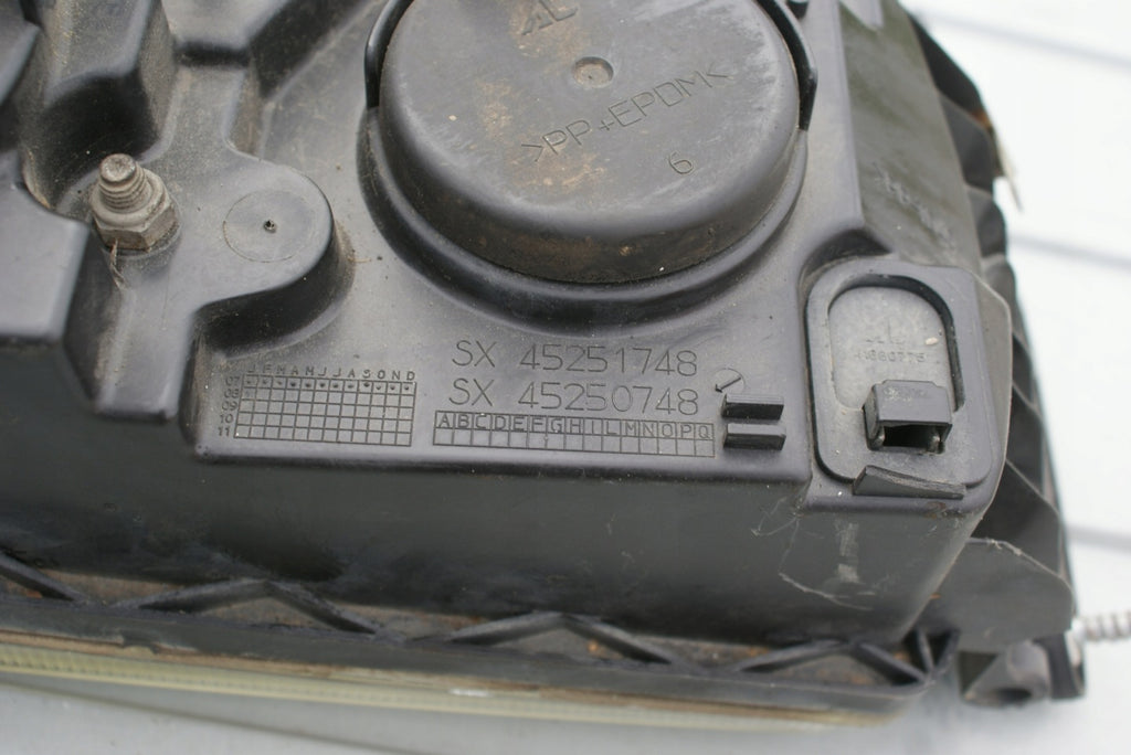Frontscheinwerfer Iveco I 45251748 Links Scheinwerfer Headlight SCH2030770352ba