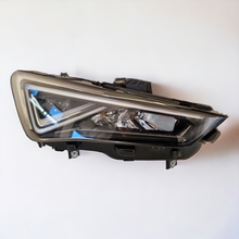 Laden Sie das Bild in den Galerie-Viewer, Frontscheinwerfer Seat Leon 5FB941008F Rechts Scheinwerfer Headlight