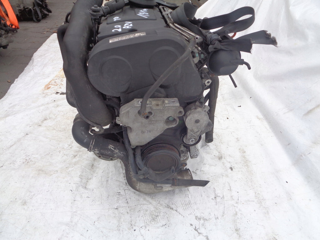 Motor Skoda VW AZV 2.0 TDI 136PS 100kW 181TKm Diesel Engine Komplett