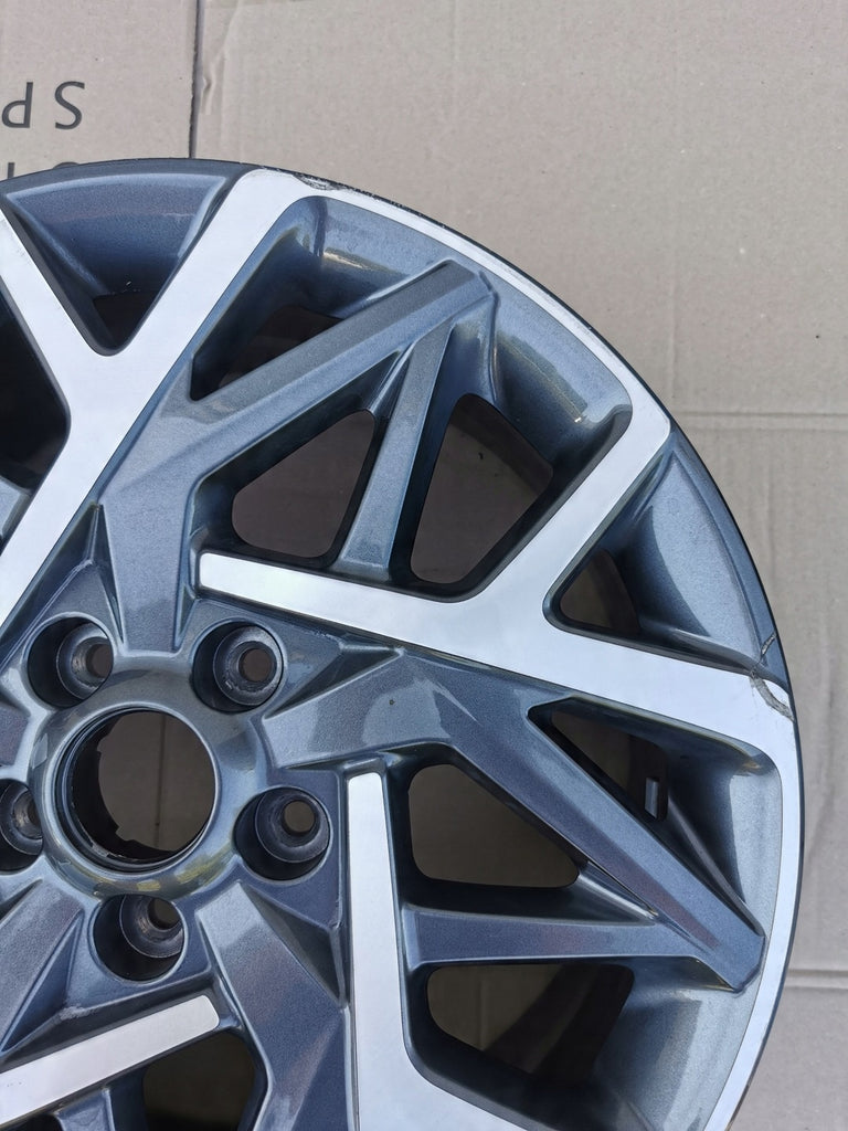 1x Alufelge 18 Zoll 7.5" 5x114.3 50ET Glanz Graphit 52910-CM300 Hyundai Kona Mg