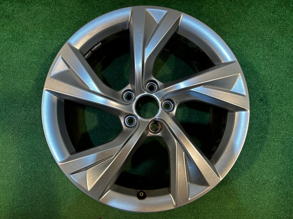 1x Alufelge 18 Zoll 8.0" 5x112 40ET 8W0601025EJ Audi A4 B9 Rim Wheel FEL8909799728kl