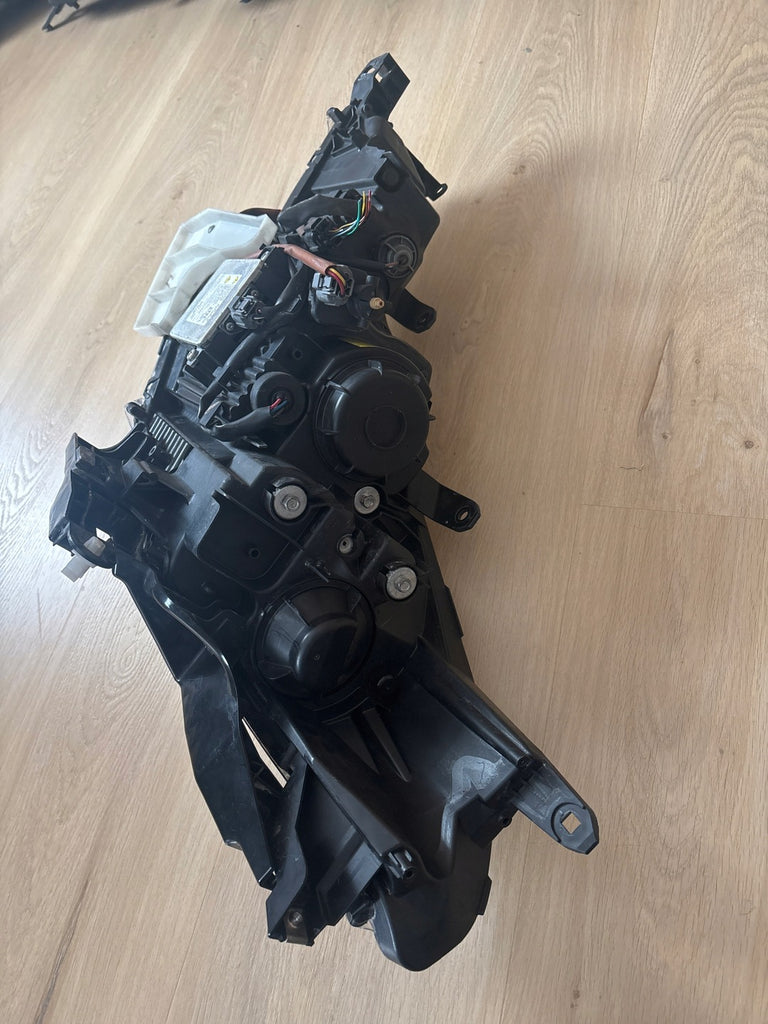 Frontscheinwerfer Citroën C-Crosser P7142R 6208N3 Xenon Rechts Headlight SCH6020713693jf