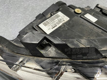 Laden Sie das Bild in den Galerie-Viewer, Frontscheinwerfer Audi Q7 4L0941004 Xenon Rechts Scheinwerfer Headlight SCH9901045378qk