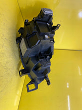 Laden Sie das Bild in den Galerie-Viewer, Frontscheinwerfer VW Id.4 11B941035 LED Links Scheinwerfer Headlight SCH1347388252qr