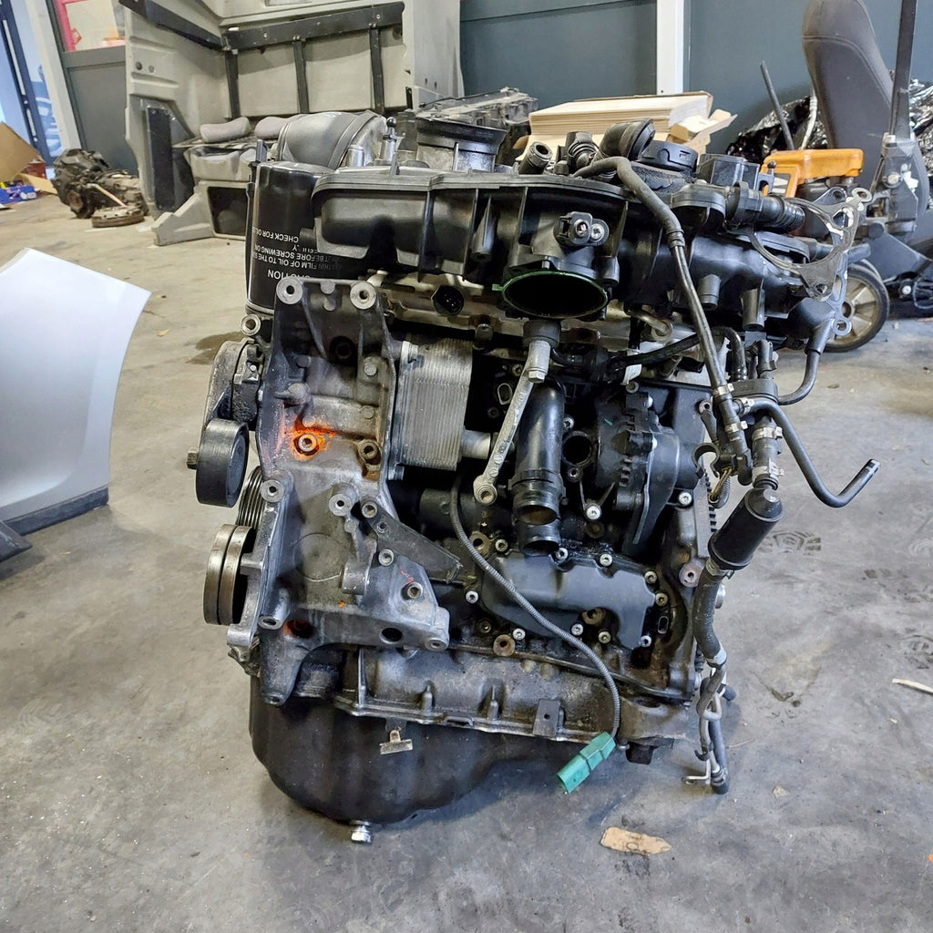 Motor Audi A4 B8 CDN 2.0 TFSI Benzin Engine Unkomplett