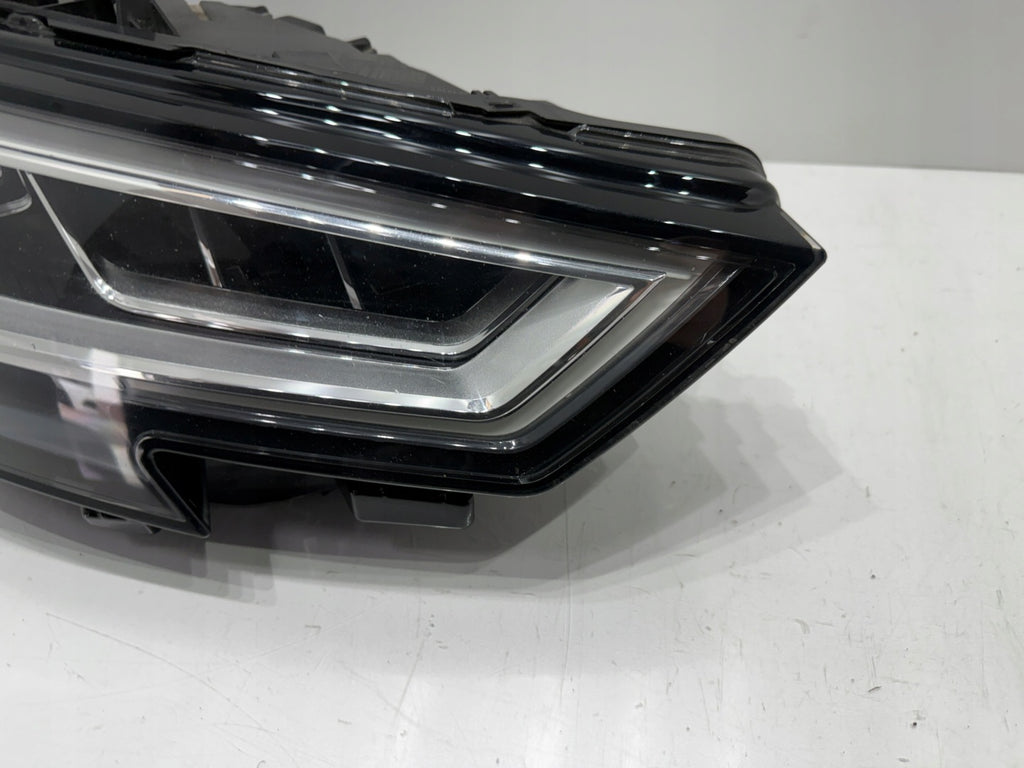 Frontscheinwerfer Audi A3 8V0941036 Rechts Scheinwerfer Headlight SCH3371317615qn