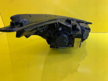 Laden Sie das Bild in den Galerie-Viewer, Frontscheinwerfer Kia Ceed 92101-A2390 Xenon Links Scheinwerfer Headlight