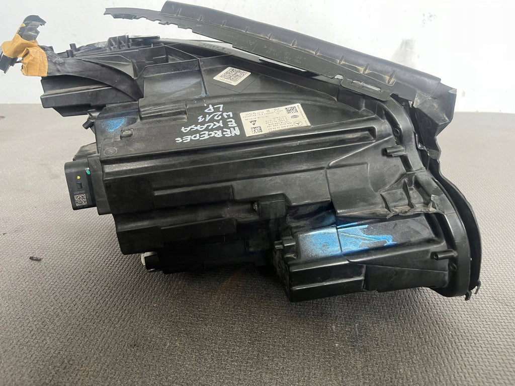 Frontscheinwerfer Mercedes-Benz W213 A2139067506 AJ16J77RJ1EX Links Headlight SCH1935050310re