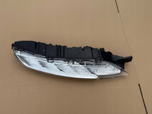 Laden Sie das Bild in den Galerie-Viewer, Frontscheinwerfer Citroën C4 Picasso II 98226536 LED Rechts Headlight