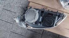 Laden Sie das Bild in den Galerie-Viewer, Frontscheinwerfer Mercedes-Benz A0008203239 Vorderseite Scheinwerfer Headlight SCH9416439953kt
