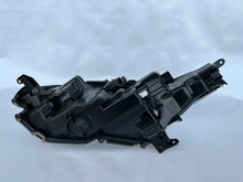Laden Sie das Bild in den Galerie-Viewer, Frontscheinwerfer Toyota Yaris LED Rechts Scheinwerfer Headlight