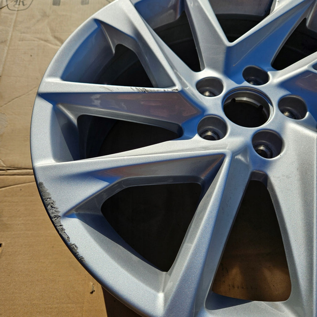 1x Alufelge 17 Zoll 7.0" 5x100 51ET Glanz Silber 6F0601025P Seat I Ibiza V FEL3571865715dx